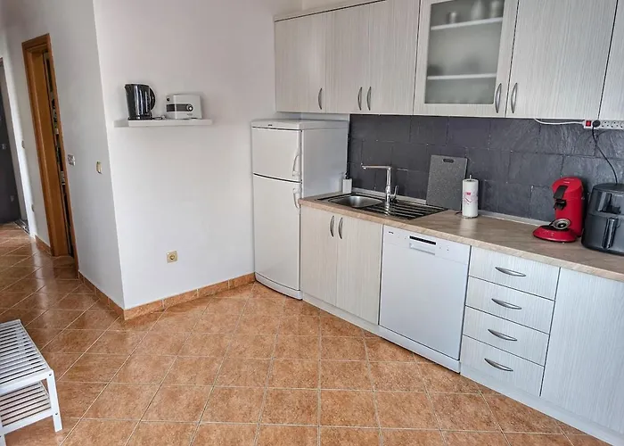 Apartment Leo Trogir