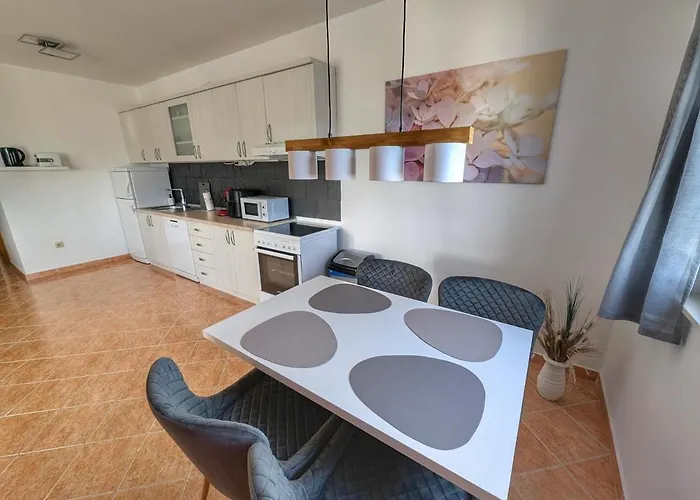 Leo Apartment Trogir